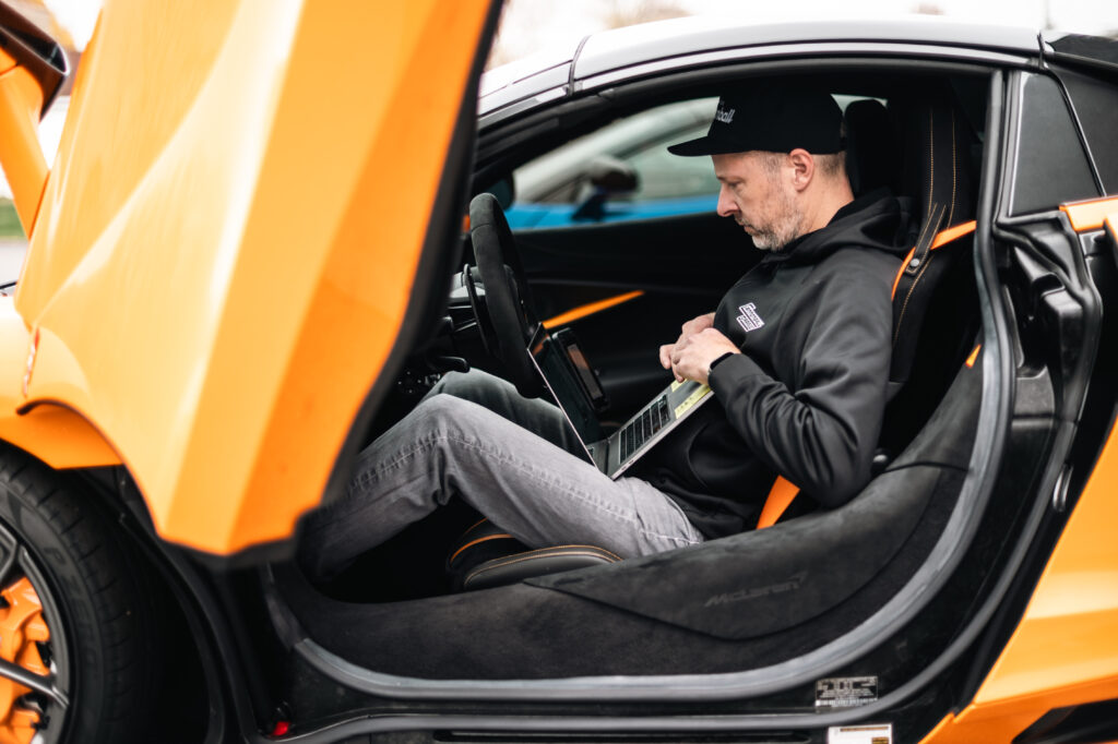 mclaren-service-near-glenview-il