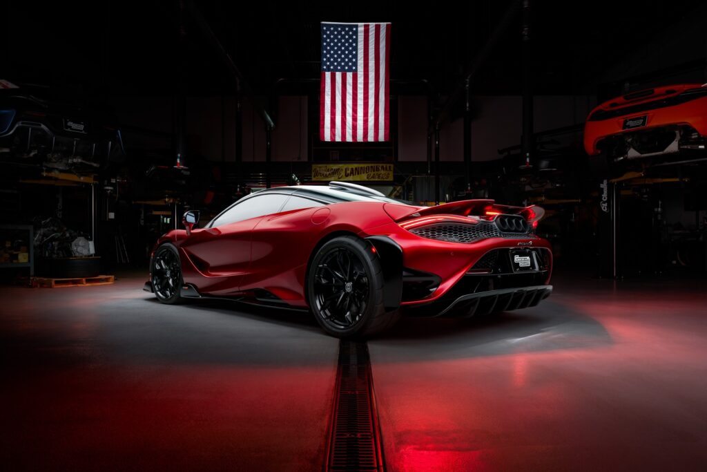 mclaren 765 world record 1/4 mile